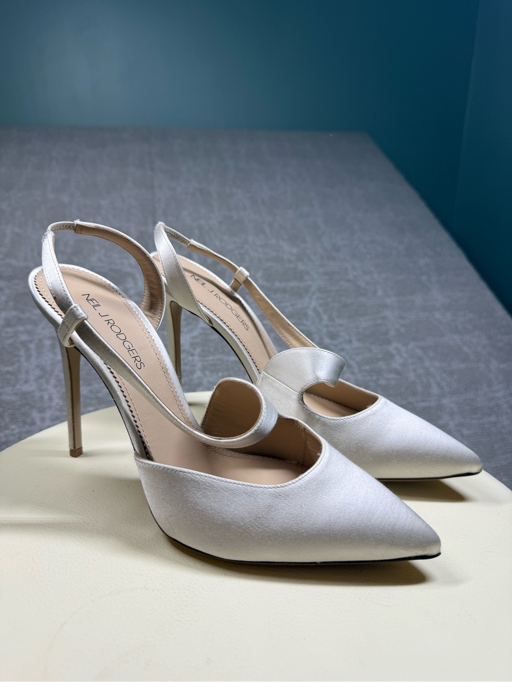 Neil J Rodger Alessandra Dyeable Satin Pointed Toe Heel Women Size 40 Italy